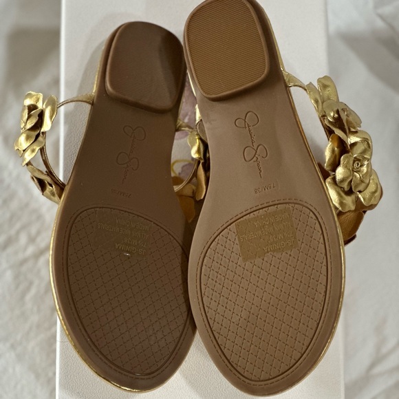 Jessica Simpson Ginima Metallic Flip-flop Sandal - Picture 5 of 5